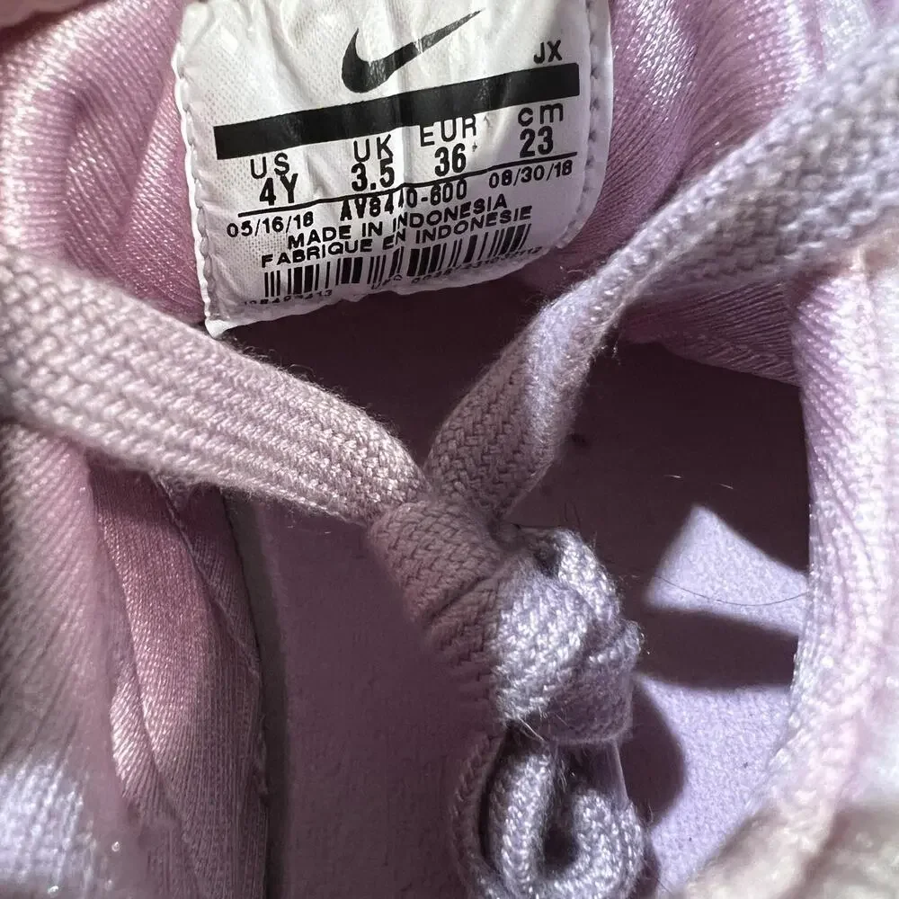 Nike Air Huarache Run Shoes Youth Size 4Y Pink Corduroy AV3700-600 Sneakers